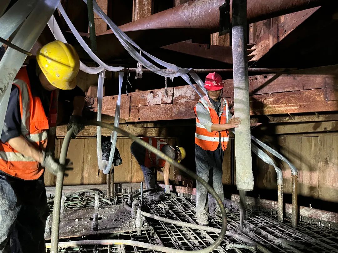 提升施工组织能力，项目建设大步向前——海南环岛旅游公路项目首个大体积混凝土承台顺利浇筑