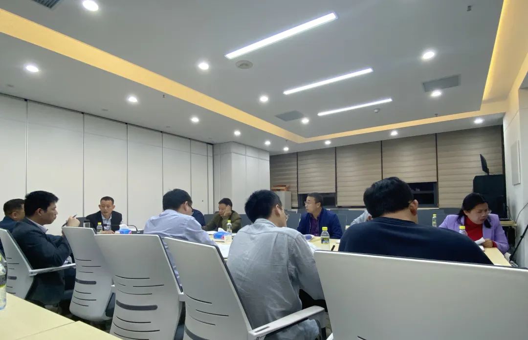 海南交投环岛旅游公路公司召开近期重点工作部署会